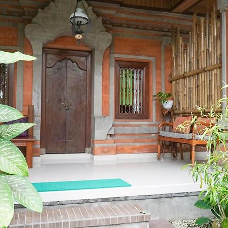 Nirwa Ubud Homestay Exterior photo